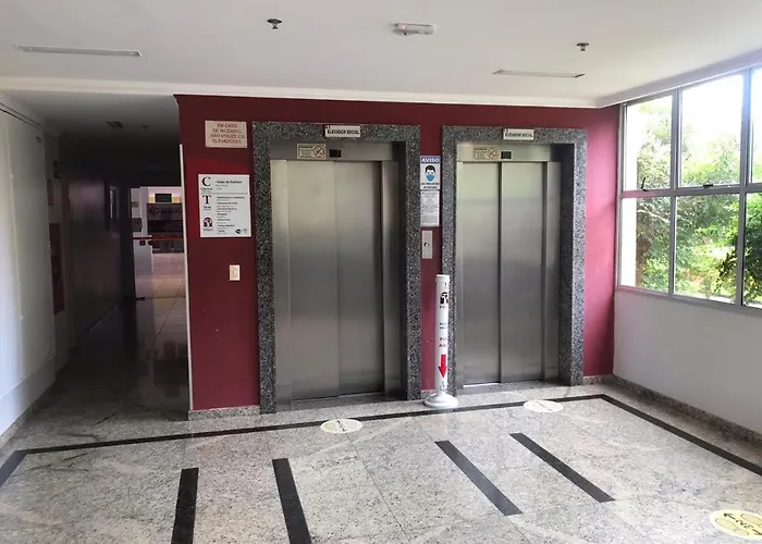 Thermas Place - No Centro De Caldas